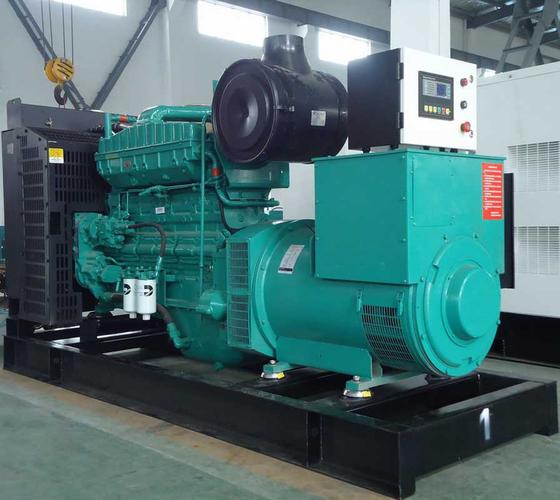 君東動力300kw康明斯發(fā)電機組 高效穩(wěn)定，無刷發(fā)電技術(shù)領(lǐng)先