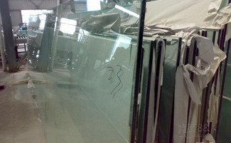 福田中心區(qū)八卦嶺鋼化玻璃 價格、安裝及產(chǎn)品介紹全攻略